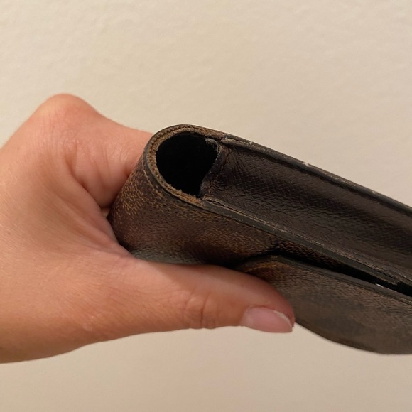 VINTAGE LOUIS VUITTON CIGARETTE CASE - Picture 6 of 12